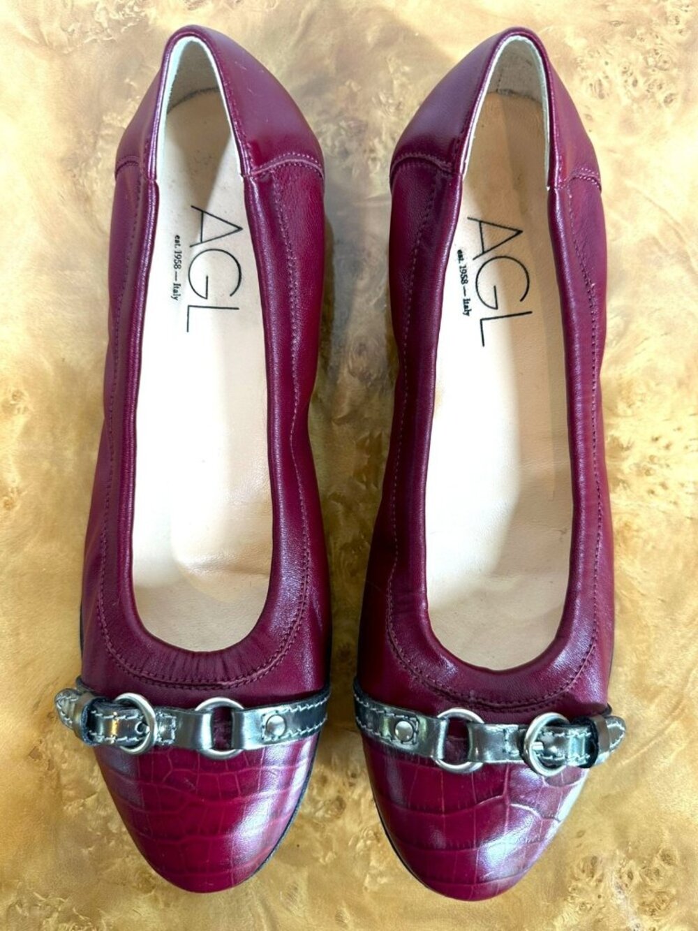 AGL Monika Burgundy Leather Croc Cap Toe Ballet Flats Silver Buckle 38